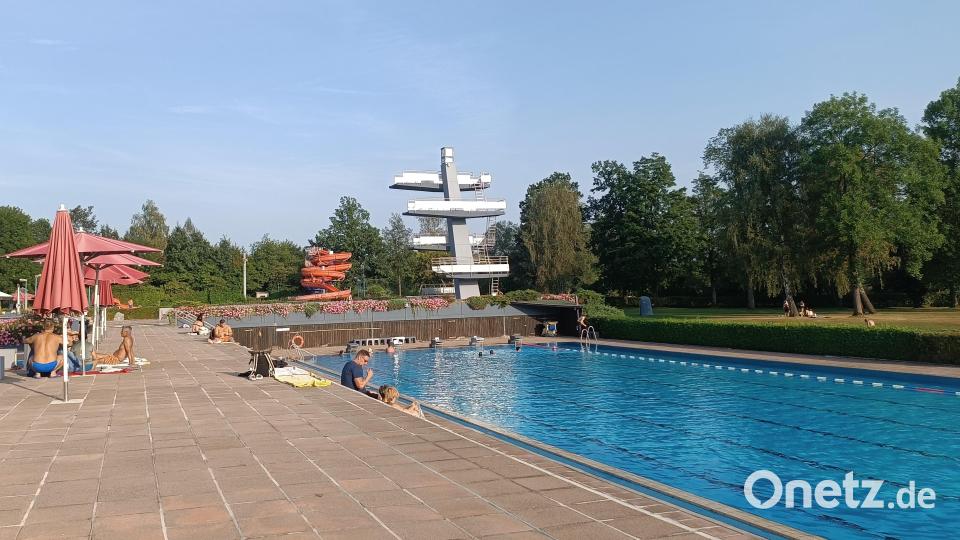 Die Saison im Freibad Tirschenreuth beginnt am Samstag, 16., oder Samstag, 23. Mai. Archivbild: szl