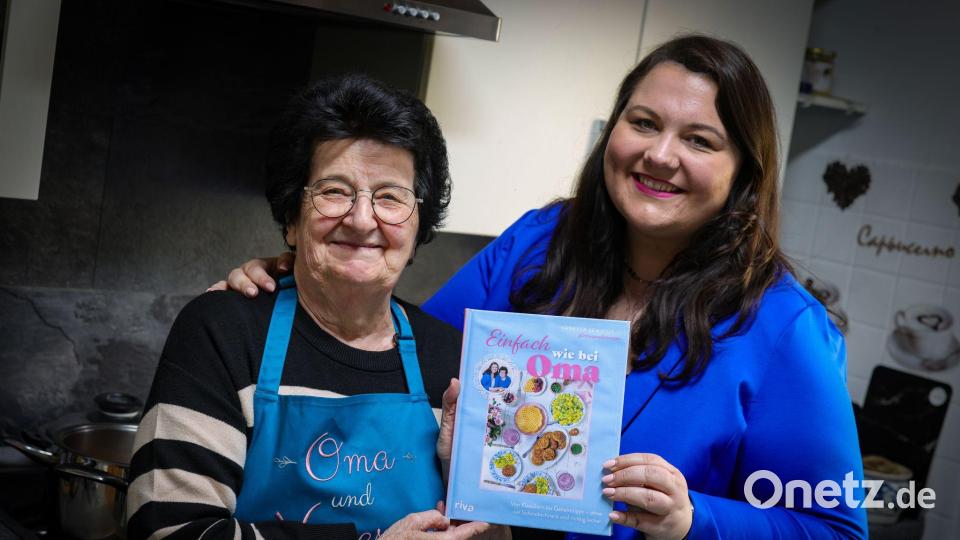 Von der Küche in die Sozialen Medien - und jetzt in ein Kochbuch: Die Rezepte von Vanessa und ihrer Oma Annemarie sind jetzt auch dort zu lesen. Bild: Christoph Reichwein/dpa