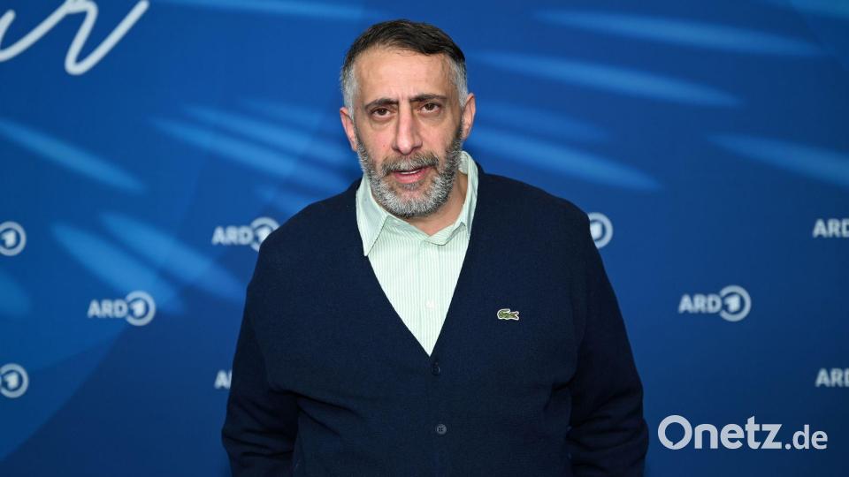 „Einigt Euch!“, sagte der Schauspieler Kida Khodr Ramadan - und die Streithähne einigten sich. Bild: Elisa Schu/dpa