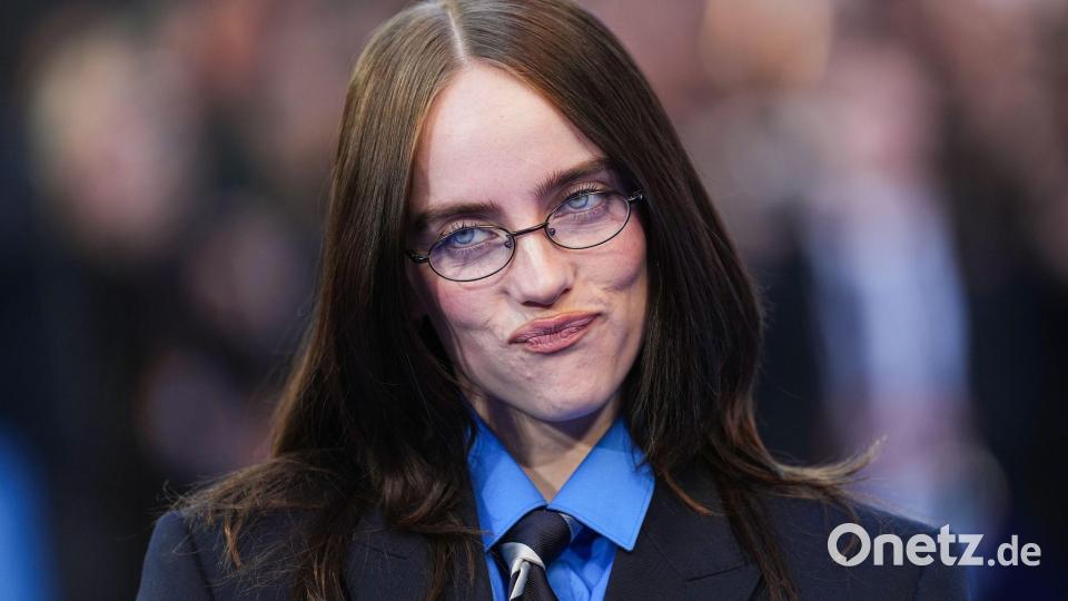 Billie Eilish bei der Premiere. (Archivbild) Bild: Scott A Garfitt/Invision/AP/dpa
