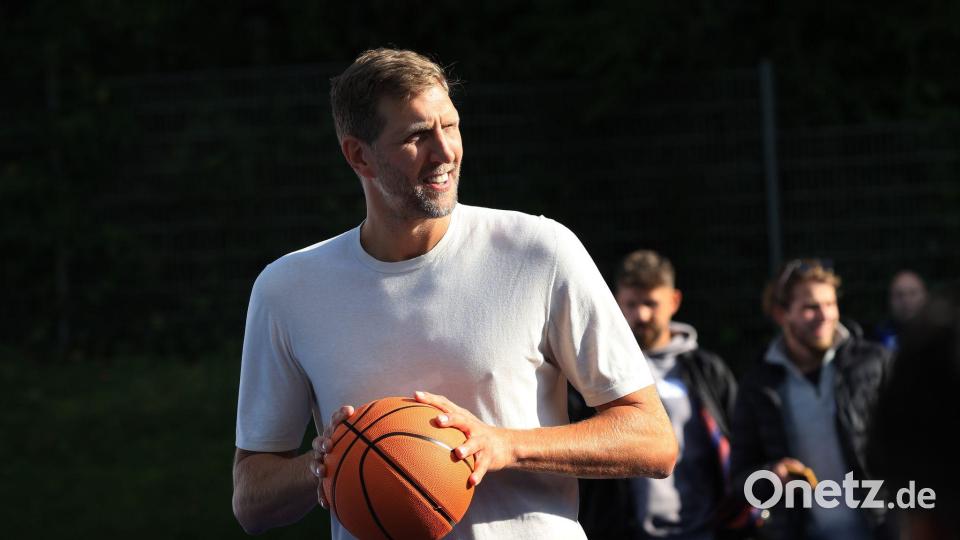 Inzwischen nur noch privat in Würzburg: Dirk Nowitzki. (Archivbild) Bild: Karl-Josef Hildenbrand/dpa