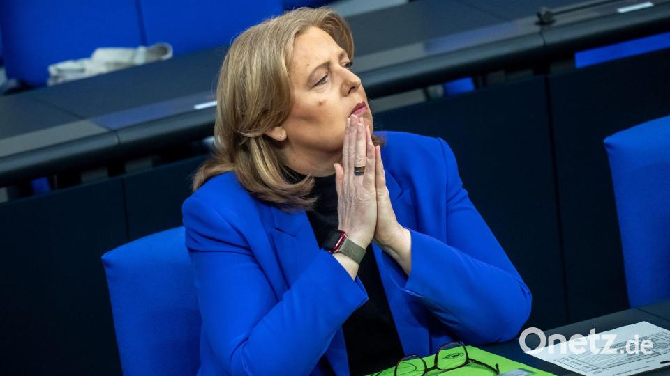 Bundessozialministerin Bärbel Bas (SPD) sagte zu ihrer eigenen Vorlage: „Persönlich hätte ich mir mehr gewünscht.“ Bild: Michael Kappeler/dpa