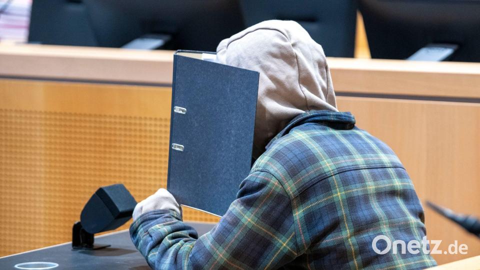 Wegen Mordes an der dreifachen Mutter steht ein 30 Jahre alter Mann vor Gericht. (Archivbild) Bild: Stefan Puchner/dpa