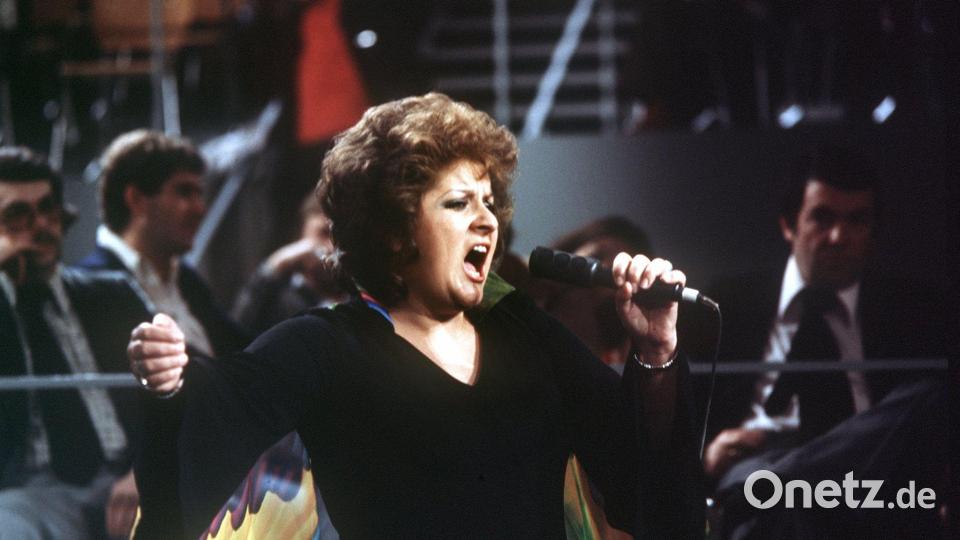 Einer der legendärsten deutschen Beiträge beim Eurovision Song Contest: Joy Fleming und das Lied „Ein Lied kann eine Brücke sein“. (Archivbild) Bild: picture alliance / Heinz Wieseler/dpa