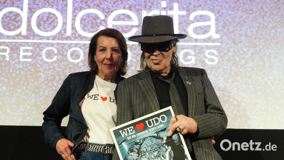 Was kann man einem Udo Lindenberg zum Geburtstag schenken? Na klar, wunderbare Cover seiner eigenen Songs. (Archivbild) Bild: Marcus Brandt/dpa