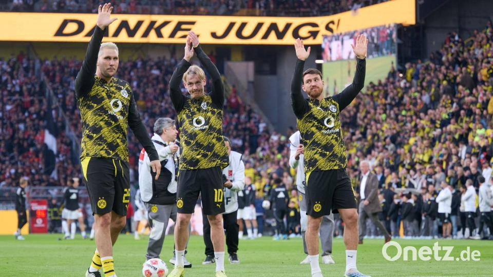 Die BVB-Abgänge Niklas Süle (l), Julian Brandt (m) und Salih Özcan (r) wurden vor dem Spiel verabschiedet. Bild: Bernd Thissen/dpa