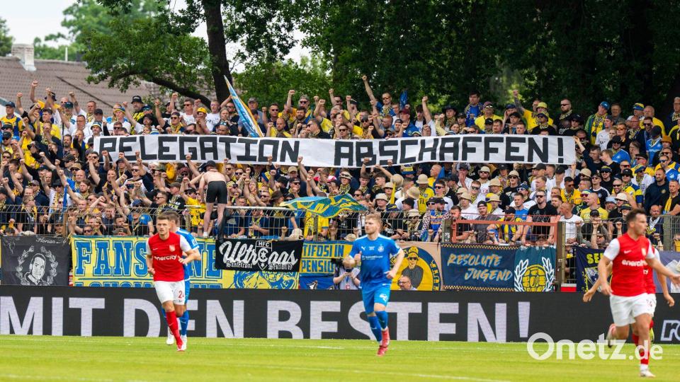 Die Diskussion um eine Reform der Regionalliga schwelt seit Jahren. (Archivbild) Bild: David Inderlied/dpa