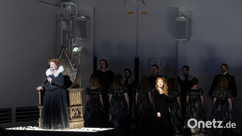 „Of One Blood“ist eine neue Oper über Mary Stuart und Elizabeth I. Bild: Monika Ritterhaus/Bayerische Staatsoper/dpa