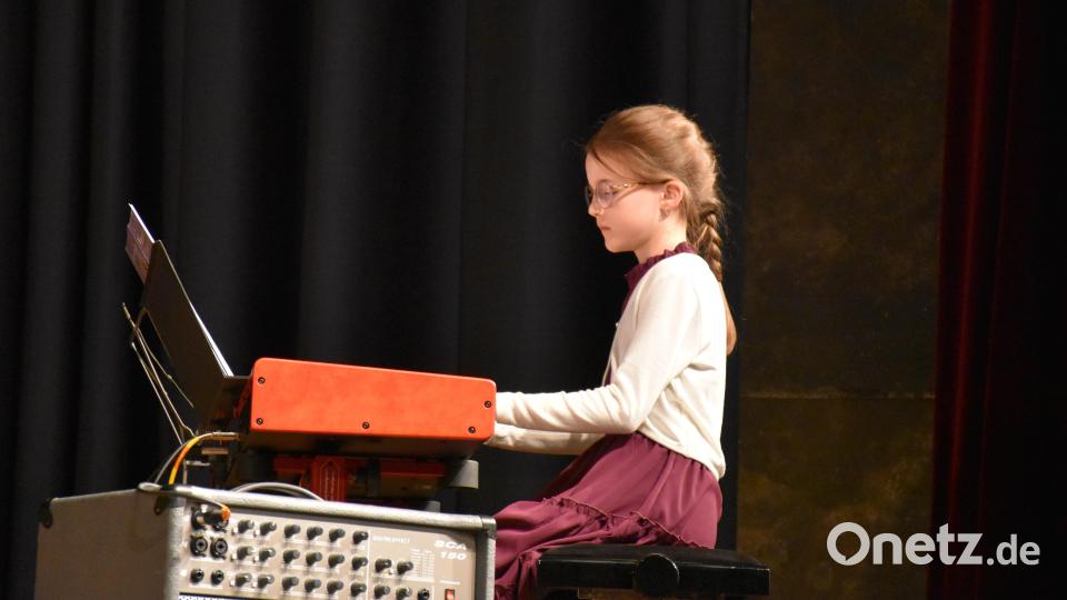 Erst vor eineinhalb Jahren hat Johanna Müller mit dem Klavierspielen begonnen. Bild: ubb