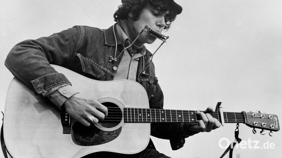 Zu Beginn seiner Karriere wurde ihm nachgesagt, er sei eine Bob-Dylan-Kopie. Aber Donovan fand seinen eigenen Stil. Bild: --/Press Association/dpa