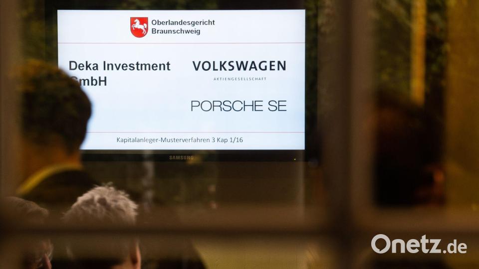 Seit acht Jahren fordern Investoren vor Gericht eine Milliarden-Entschädigung für Kursverluste nach dem Dieselskandal. (Archivbild) Bild: Swen Pförtner/dpa