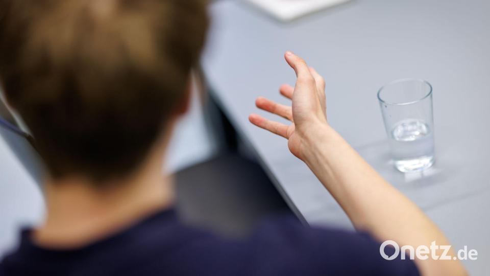 Seine Freizeit habe am Computer stattgefunden, sagt Jonas heute rückblickend. Bild: Daniel Karmann/dpa