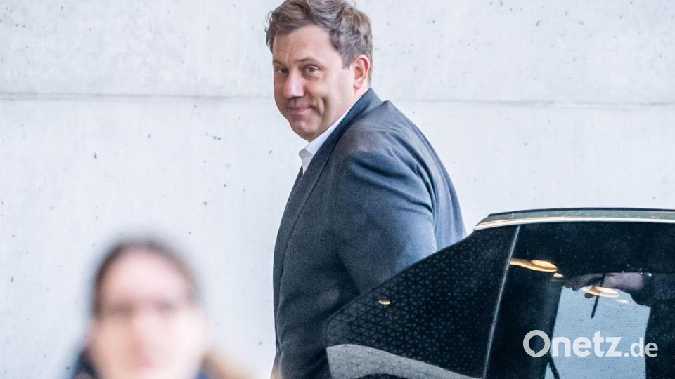 Die Ministerien sollen Finanzminister Klingbeil Sparkonzepte vorlegen. Bild: Michael Kappeler/dpa