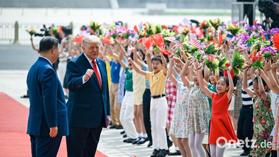 Trump fand die Kinder toll. Bild: Kenny Holston/Pool The New York Times/AP/dpa