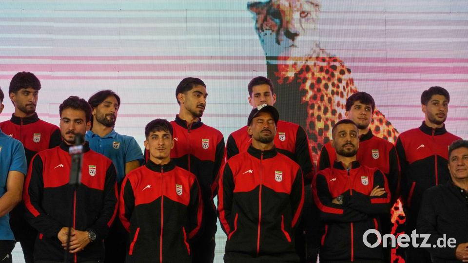 Irans Fußballer bereiten sich in der Türkei auf die WM-Endrunde vor. Bild: Vahid Salemi/AP/dpa