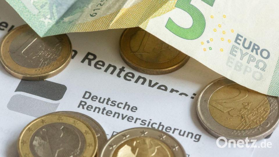 Bei der Rente sollen die Weichen grundsätzlich neu justiert werden. (Symbolbild) Bild: Fernando Gutierrez-Juarez/dpa