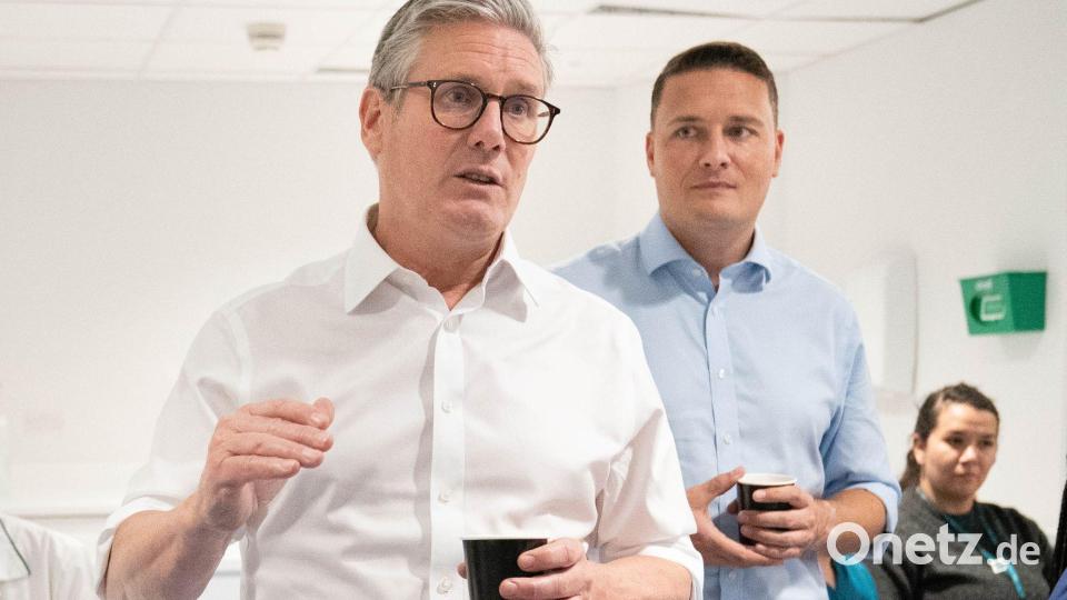 In besseren Zeiten machten Keir Starmer (links) und Wes Streeting (rechts) gemeinsam Wahlkampf. (Archivfoto) Bild: Stefan Rousseau/PA Wire/dpa