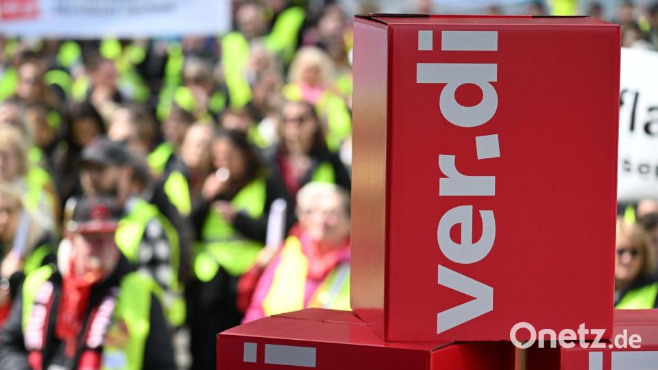Verdi hatte bundesweit zu Warnstreiks im Handel aufgerufen. Bild: Federico Gambarini/dpa