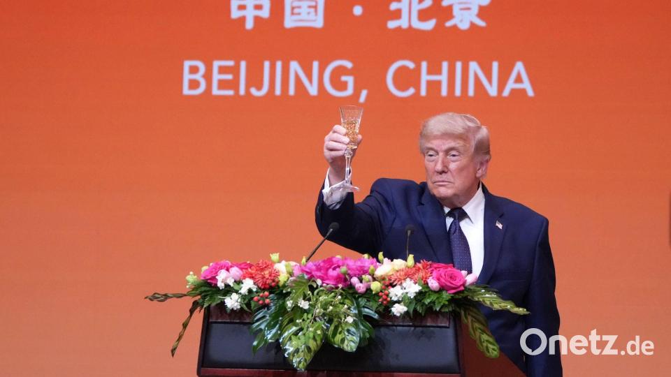 Trump sprach beim Staatsbankett. Bild: Mark Schiefelbein/AP/dpa