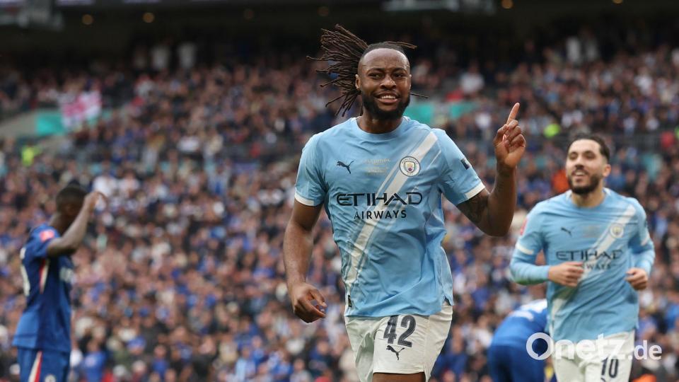 Antoine Semenyo von Manchester City jubelt nach seinem Führungstreffer. Bild: Richard Pelham/AP/dpa