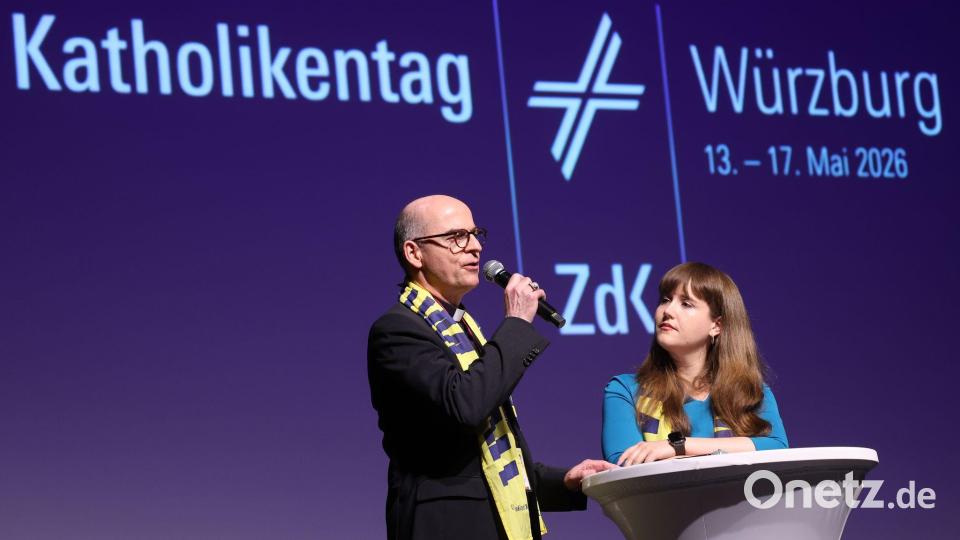 Bibelarbeit gehört auch zum Katholikentag. Bild: Karl-Josef Hildenbrand/dpa