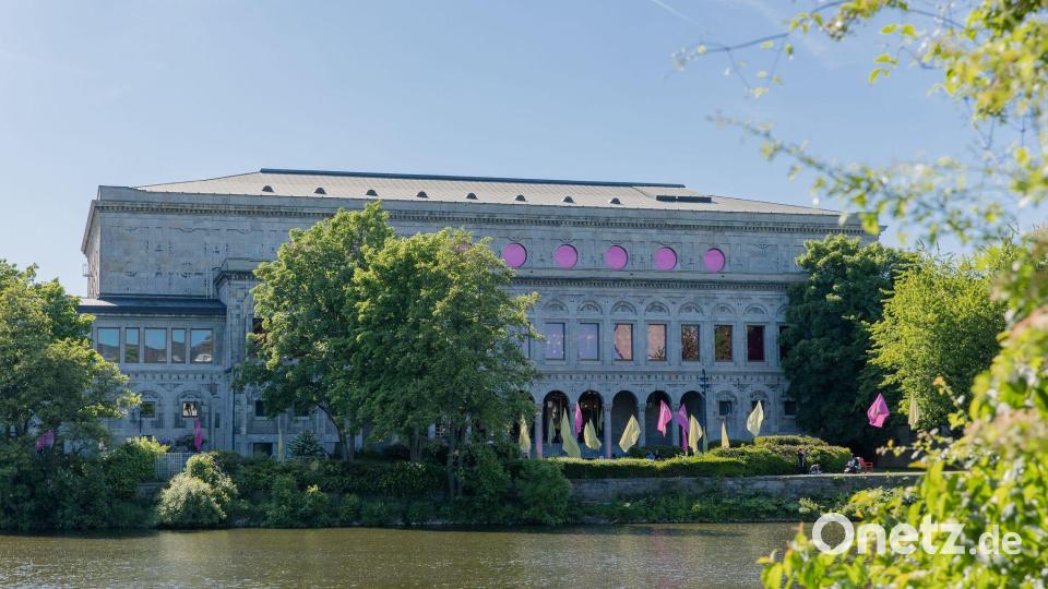 In der Stadthalle beginnen die renommierten Mülheimer Theatertage - gezeigt wird „Play Auerbach“ (Münchner Kammerspiele) - (Archivbild) Bild: Daniela Motzkus/Mülheimer Theatertage/dpa