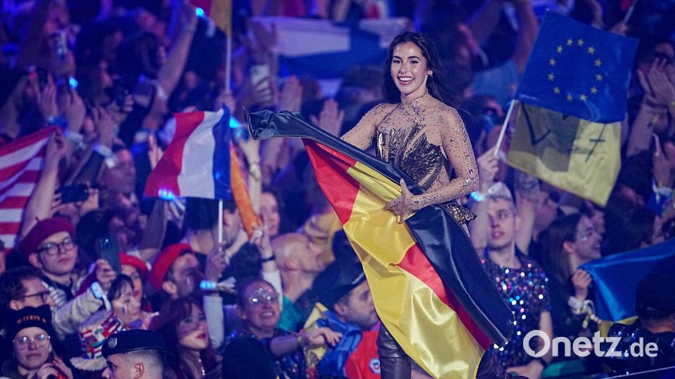 Sarah Engels nahm den drittletzten Platz pragmatisch hin - sie habe alles gegeben. Bild: Georg Hochmuth/APA/dpa
