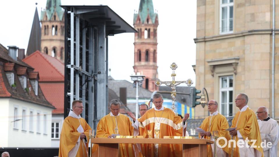 Katholikentage sind auch etwas für konfessionslose Menschen. Bild: Karl-Josef Hildenbrand/dpa