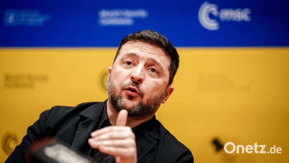 Der ukrainische Präsident Wolodymyr Selenskyj dankte seinem Militär für die „Treffsicherheit“. (Archivbild) Bild: Kay Nietfeld/dpa
