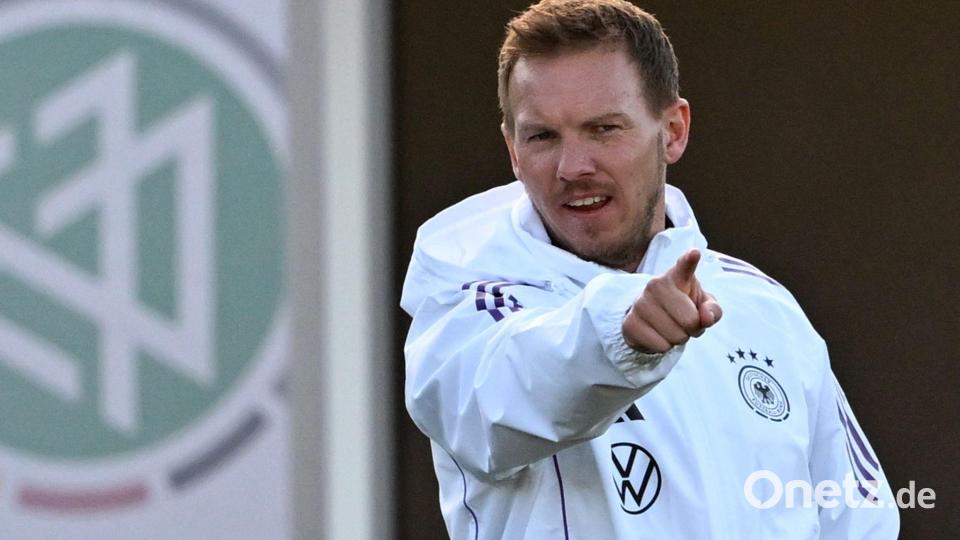 Bundestrainer Julian Nagelsmann gibt die Richtung vor - auch beim Kader. (Archivbild) Bild: Arne Dedert/dpa