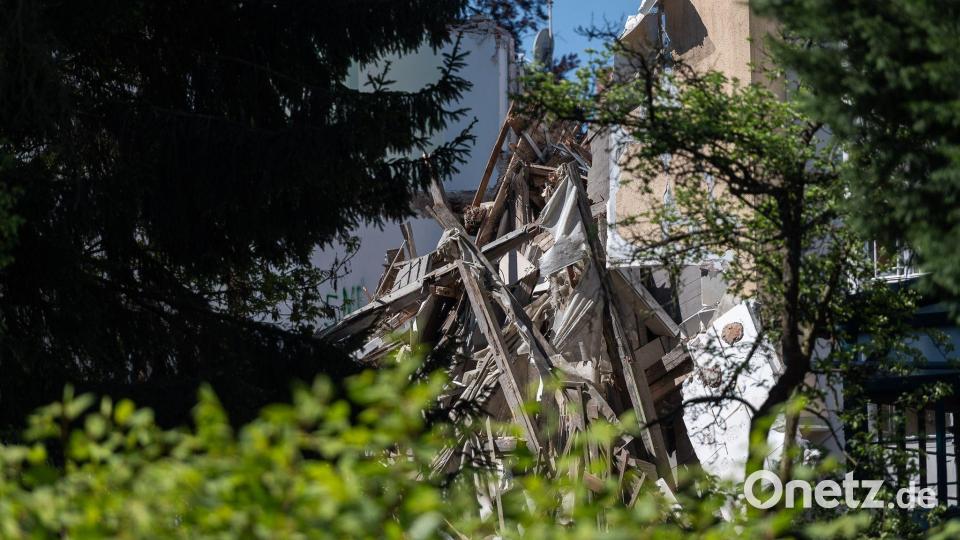Der Einsatz könnte noch Stunden dauern. Bild: Paul Glaser/dpa