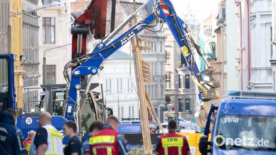 Das Gebiet um die Einsturzstelle ist weiträumig abgesperrt. Bild: Sebastian Kahnert/dpa
