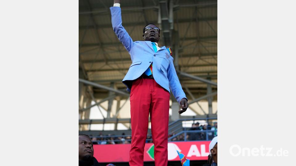 Nkuka als Lumumba-Statue beim Afrika Cup 2025. (Archivbild) Bild: Mosa'ab Elshamy/AP/dpa