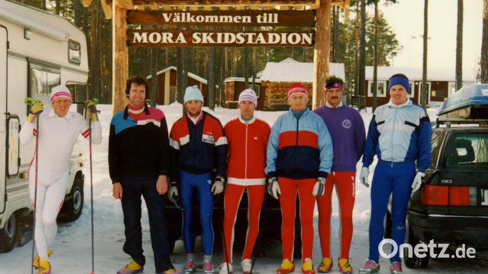 1999 nahm Anton Bauernfeind am berühmten Wasa-Lauf in Schweden teil, hier mit seinen Kameraden vom TuS Mitterteich. Im Bild (von links) Josef Hartwich, Anton Bauernfeind, Thomas Schiffmann, Werner Schulz, Gustav Gmeiner, Anton Kliebhan und Manfred Günthner. Bild: Anton Bauernfeind