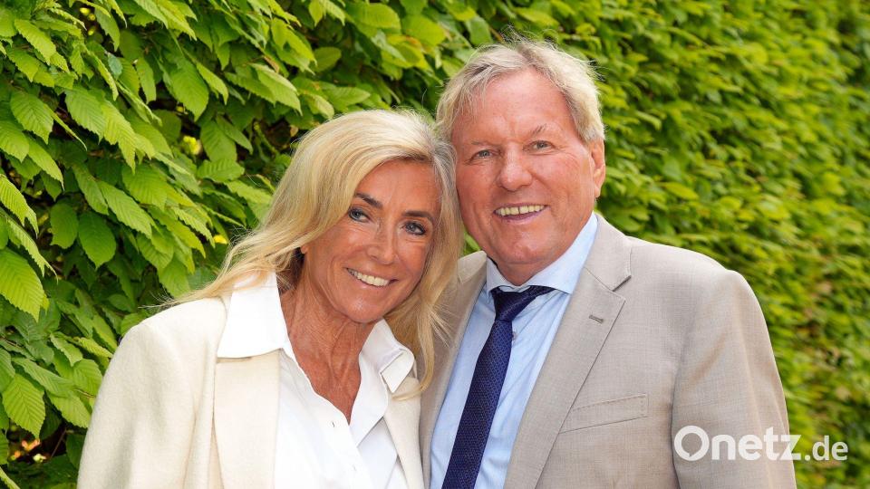 Fast 40 Jahre sind Ute und Bernhard Brink verheiratet. Bild: Soeren Stache/dpa