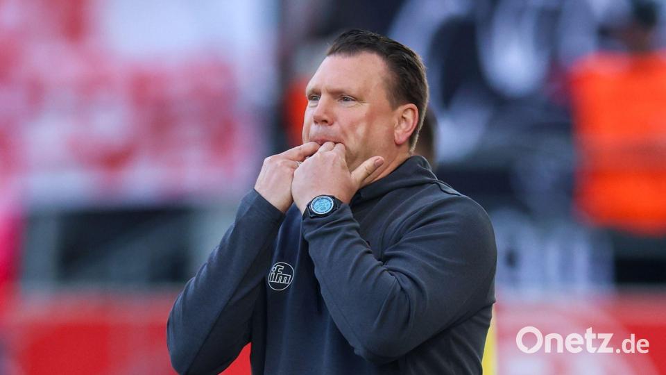 Unter Trainer Uwe Koschinat spielt RWE eine starke Saison. (Archivbild) Bild: Christoph Reichwein/dpa