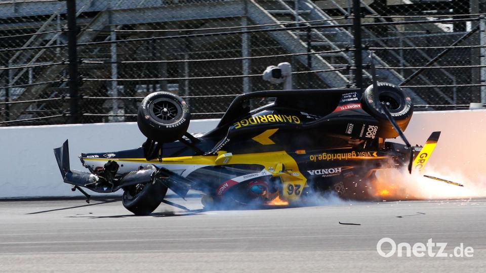 Das Unfall-Risiko ist bei den Indy 500 hoch. (Archivbild) Bild: Kirk DeBrunner/AP/dpa