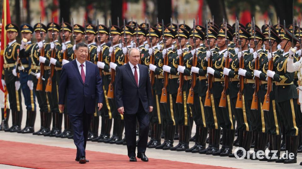 Kurz nach US-Präsident Donald Trump wird auch Kremlchef Wladimir Putin in Peking empfangen. Bild: Maxim Shemetov/Pool Reuters/AP/dpa