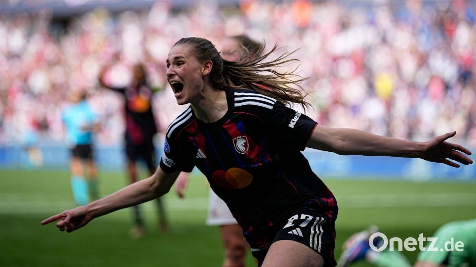 Jule Brand führte Lyon mit ihrem Tor gegen Titelverteidiger Arsenal ins Finale der Champions League. (Archivbild) Bild: Laurent Cipriani/AP/dpa