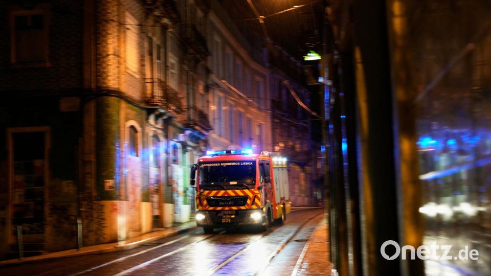 Die Kinder wurden rund 60 Kilometer südöstlich von Lissabon gefunden. Symbolbild: Armando Franca/AP/dpa