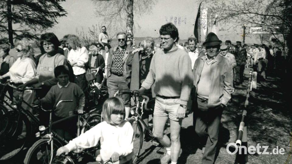 Auch in Bärnau gab es eine probeweise Öffnung des Grenzübergangs zu Tschechien schon im Mai 1989. Zehntausende Besucher stürmten Richtung Steinberg. Archivbild: as
