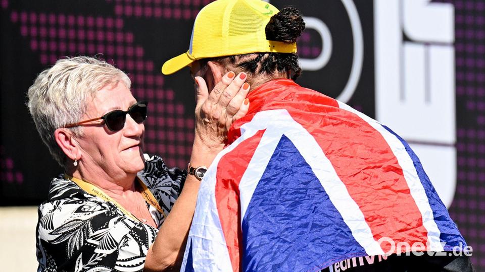 Diesmal kommt Lewis Hamiltons Mama nach Montréal - ein besonderer Ort für den Briten. (Archivbild) Bild: Wu Lu/XinHua/dpa