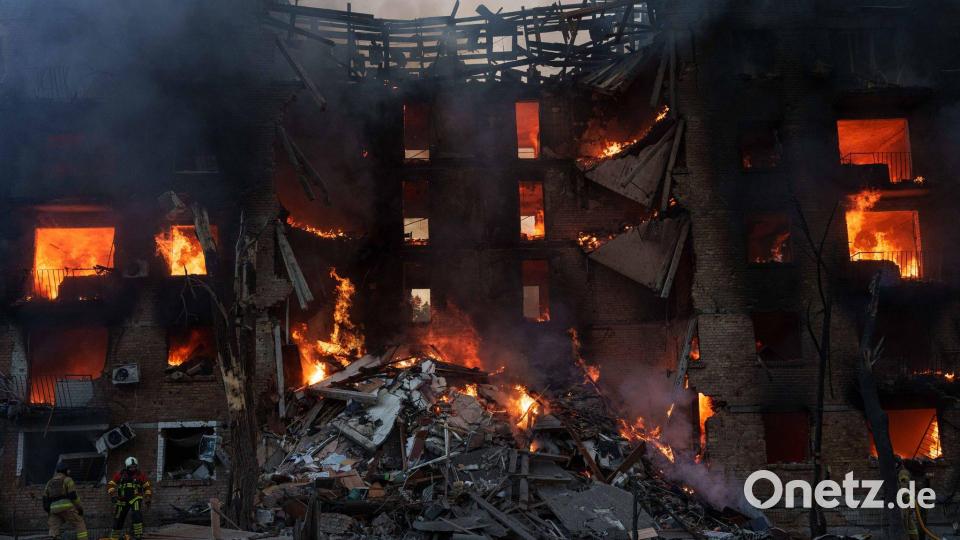 Russland spricht von einem Vergeltungsschlag für die ukrainischen Angriffe auf zivile Infrastruktur. Bild: Evgeniy Maloletka/AP/dpa
