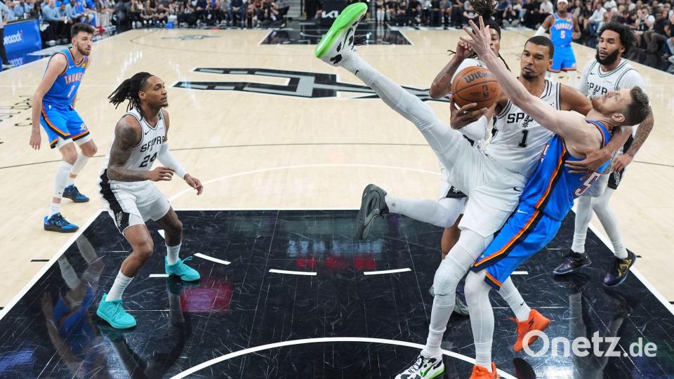 Vor allem defensiv ließen die Spurs um Victor Wembanyama kaum etwas zu. Bild: Eric Gay/AP/dpa