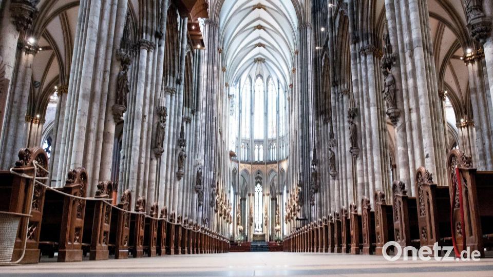 Auch der Innenraum des Doms fasziniert viele Menschen. (Archivbild) Bild: Federico Gambarini/dpa