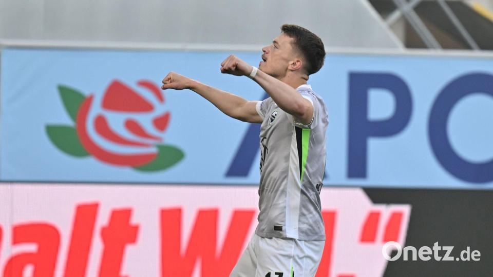 Dzenan Pejcinovic brachte Wolfsburg früh in Führung. Bild: Swen Pförtner/dpa