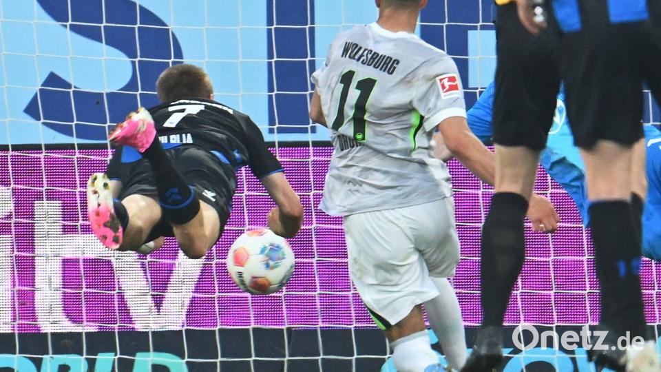 Filip Bilbija glich zum 1:1 aus. Bild: Swen Pförtner/dpa