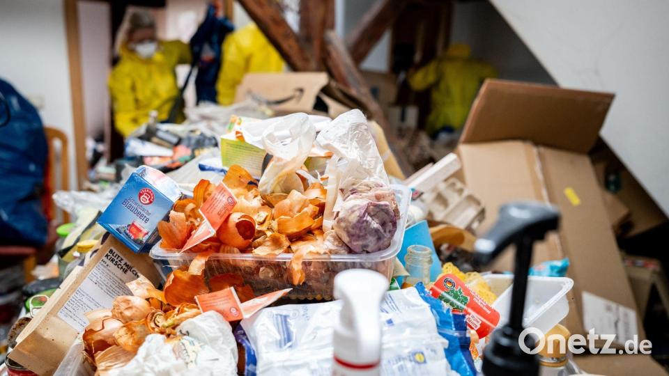 Tatortreiniger wissen nie, was sie alles an ihren Einsatzorten erwartet und womit sie es zu tun bekommen. Bild: Jacob Schröter/dpa
