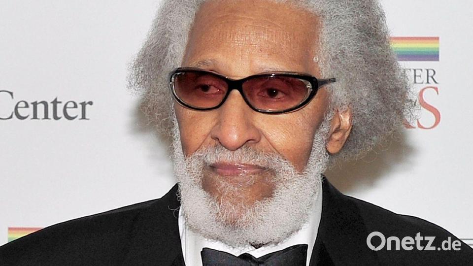 Sonny Rollins spielte mit allen Jazz-Legenden und legte dann eine gefeierte Solo-Karriere hin. (Archivbild) Bild: picture alliance / dpa