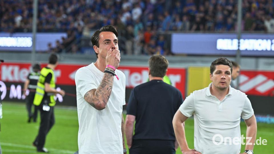 Den VfL-Verantwortlichen um Diego Benaglio und Pirmin Schwegler steht viel Arbeit bevor. Bild: Swen Pförtner/dpa